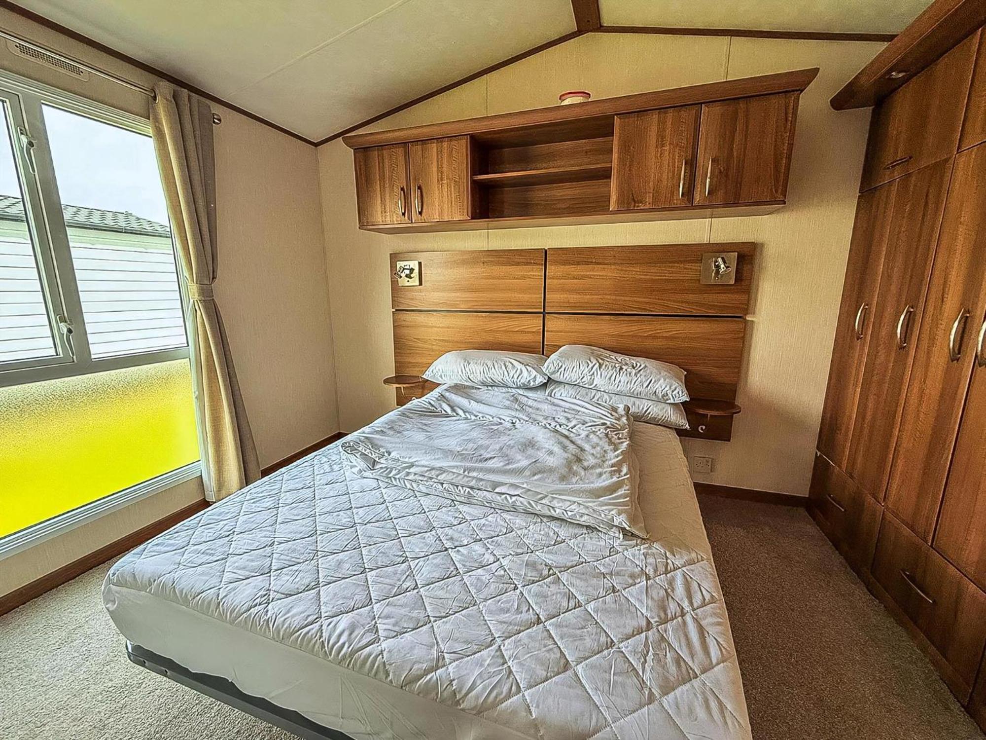 Stunning 6 Berth Caravan With Decking At Southview Holiday Park Ref 33175V Skegness Exteriör bild